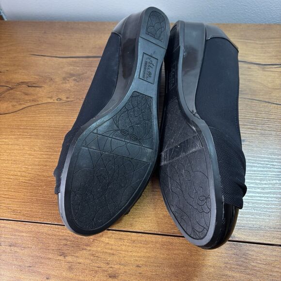 Abella Black Wedge flat Heel 9 Shoes Black Faux Patent Leather Cap Toe Low - Picture 7 of 8